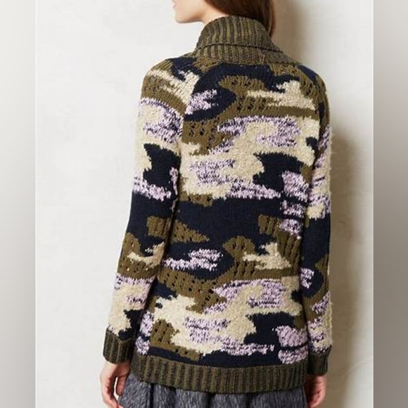 Sleeping on Snow cardigan - Picture 8 of 11